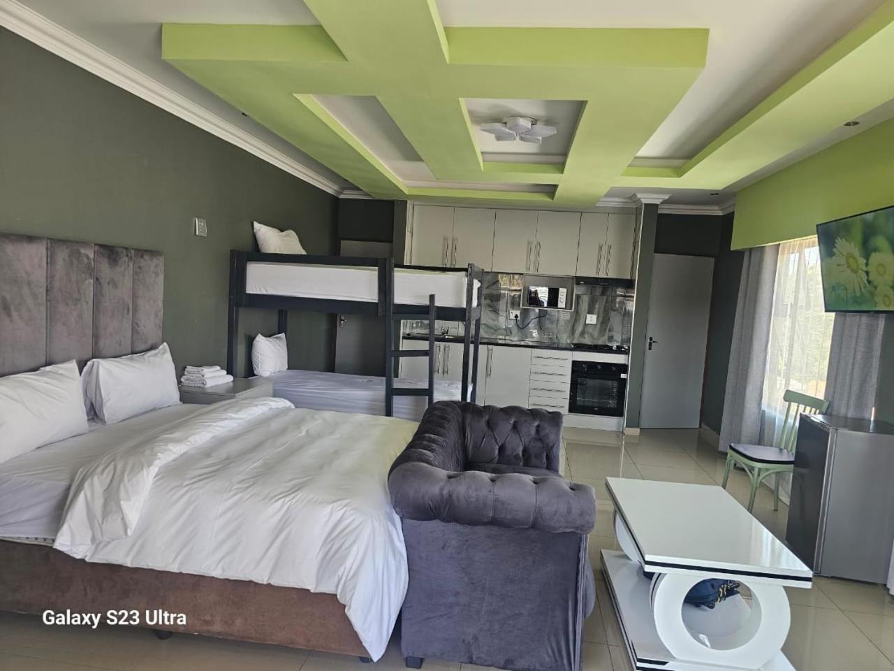 Wise Bird Guest House 鲁德普特 外观 照片